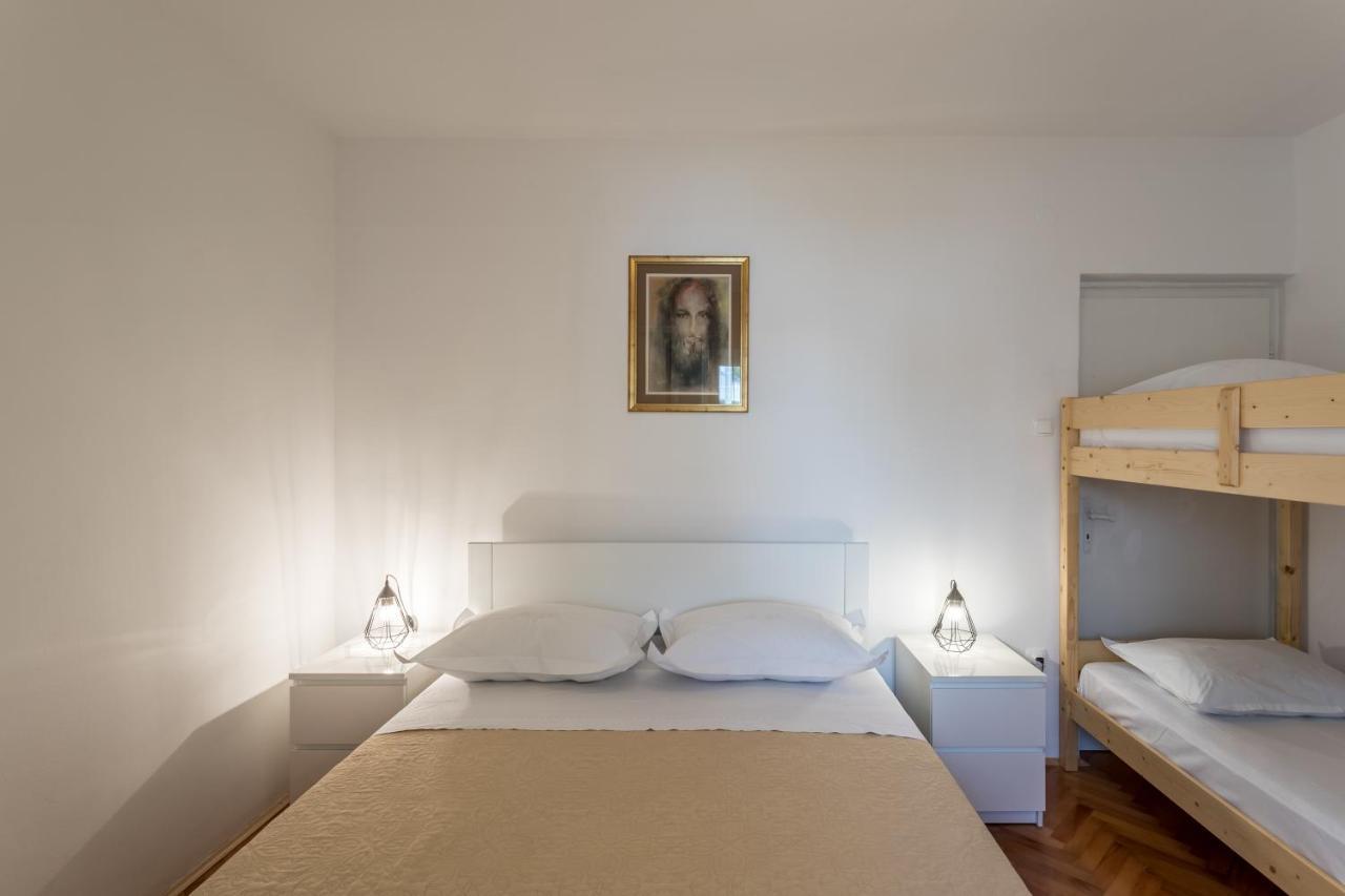 Apartments Drago Kovacic Omiš Εξωτερικό φωτογραφία